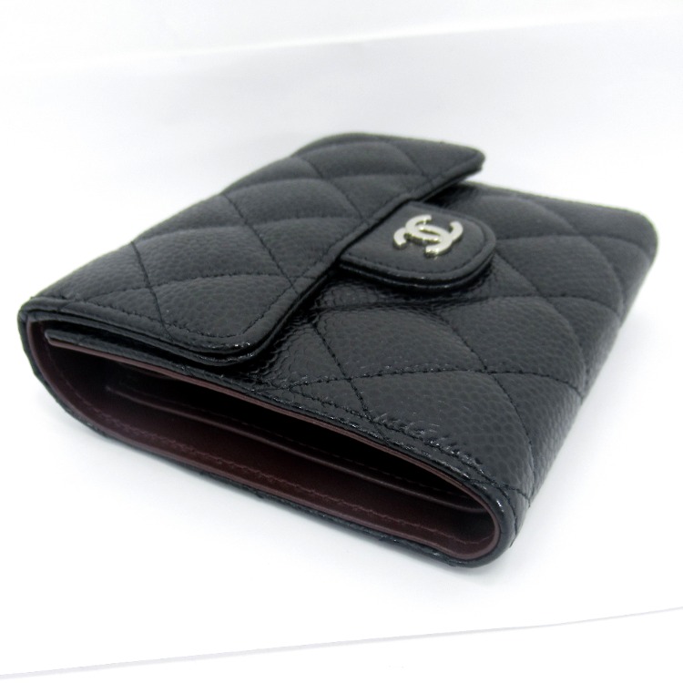 chanel classic bifold wallet